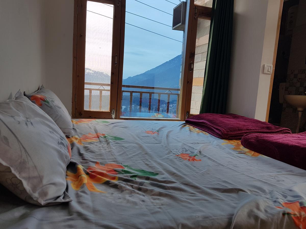 Sunface * Manali (Himachal Pradesh)