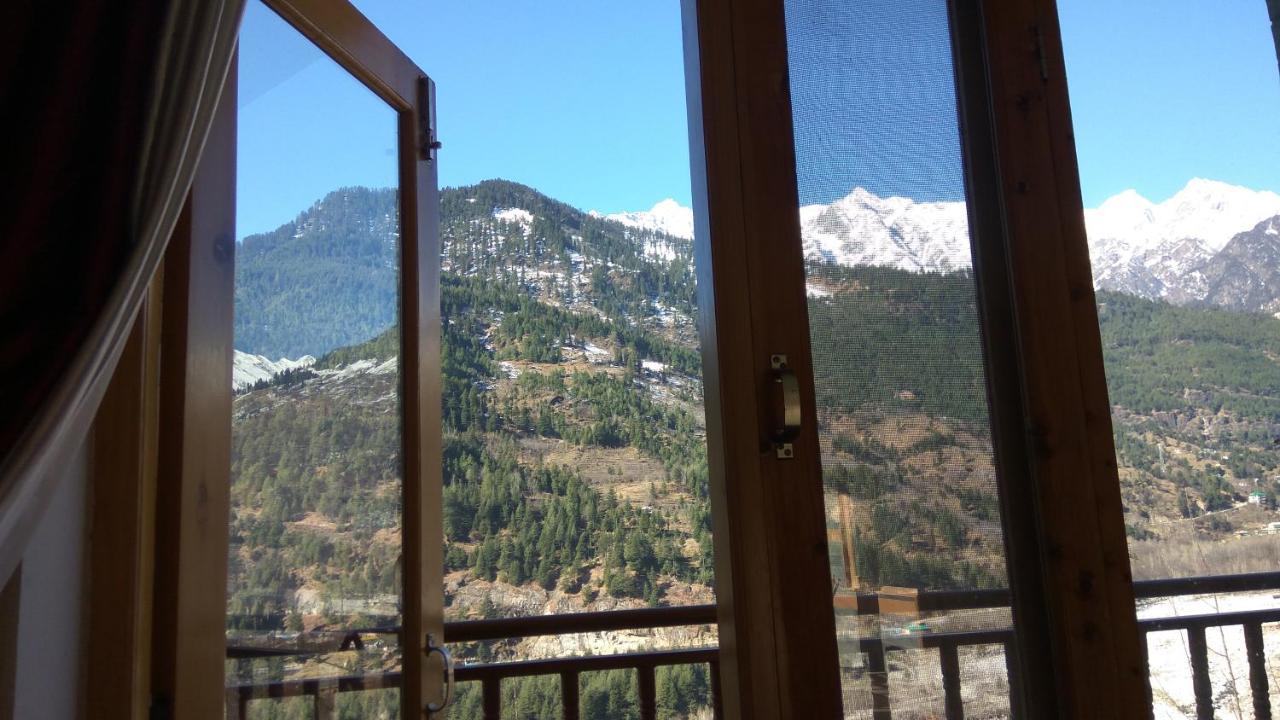 Sunface Homestay Manali (Himachal Pradesh)